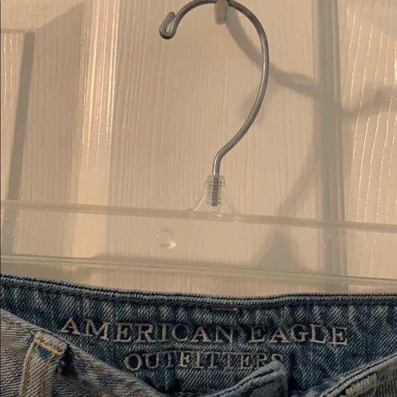 🌼SALE🌼 American Eagle Distressed Denim Shorts - Picture 2 of 4